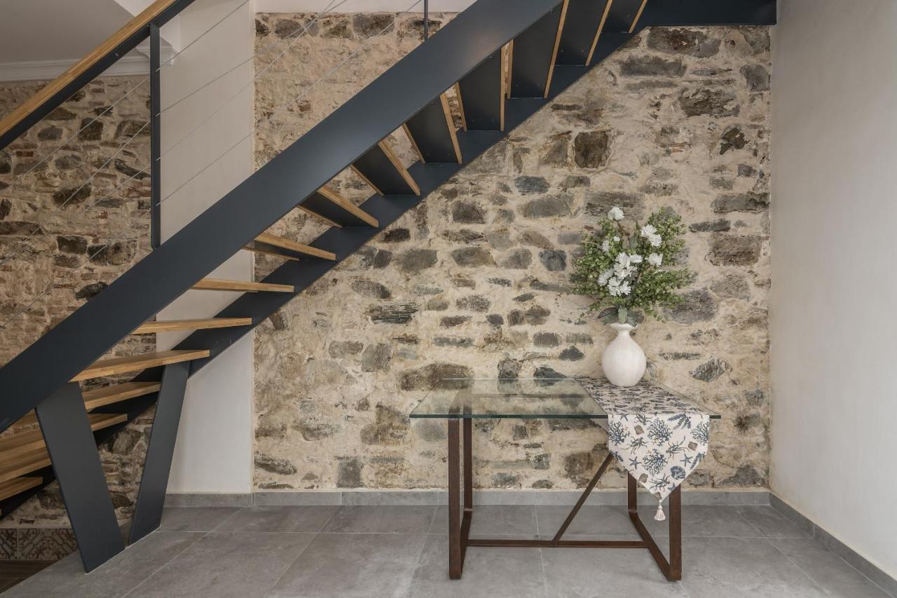 Trajano Premium Estudios By H Ayamonte Buitenkant foto