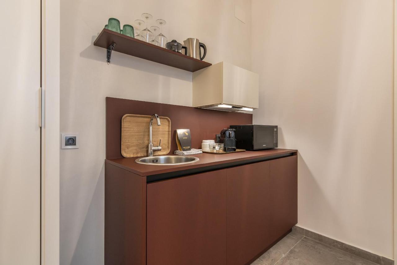 Trajano Premium Estudios By H Ayamonte Buitenkant foto