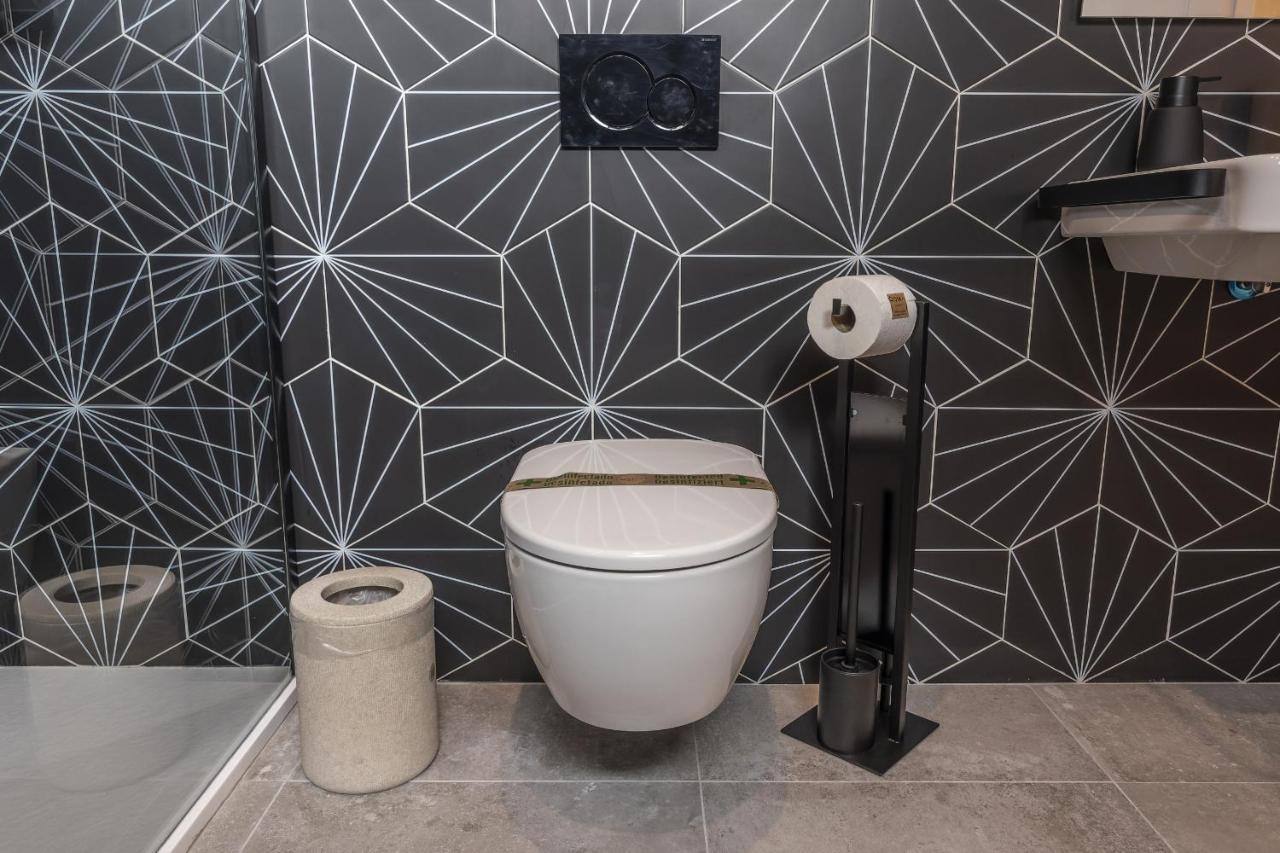 Trajano Premium Estudios By H Ayamonte Buitenkant foto