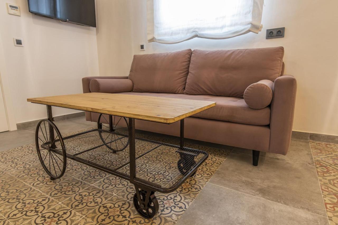 Trajano Premium Estudios By H Ayamonte Buitenkant foto