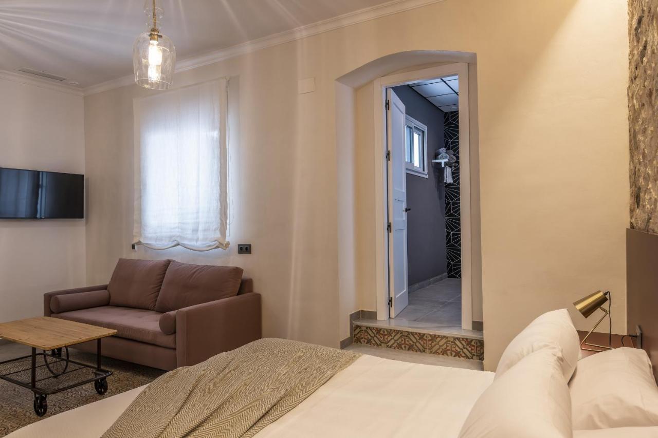 Trajano Premium Estudios By H Ayamonte Buitenkant foto
