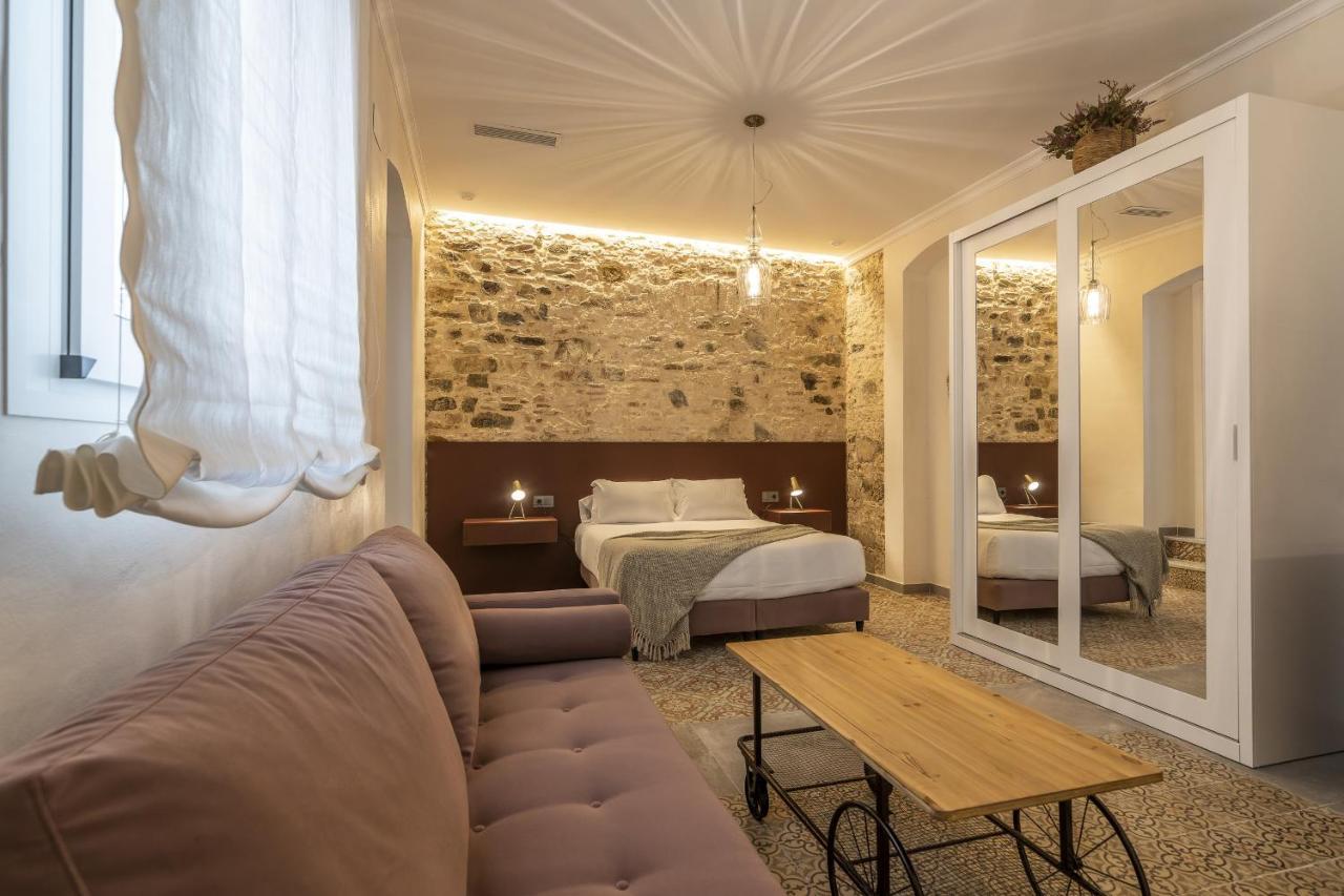 Trajano Premium Estudios By H Ayamonte Buitenkant foto